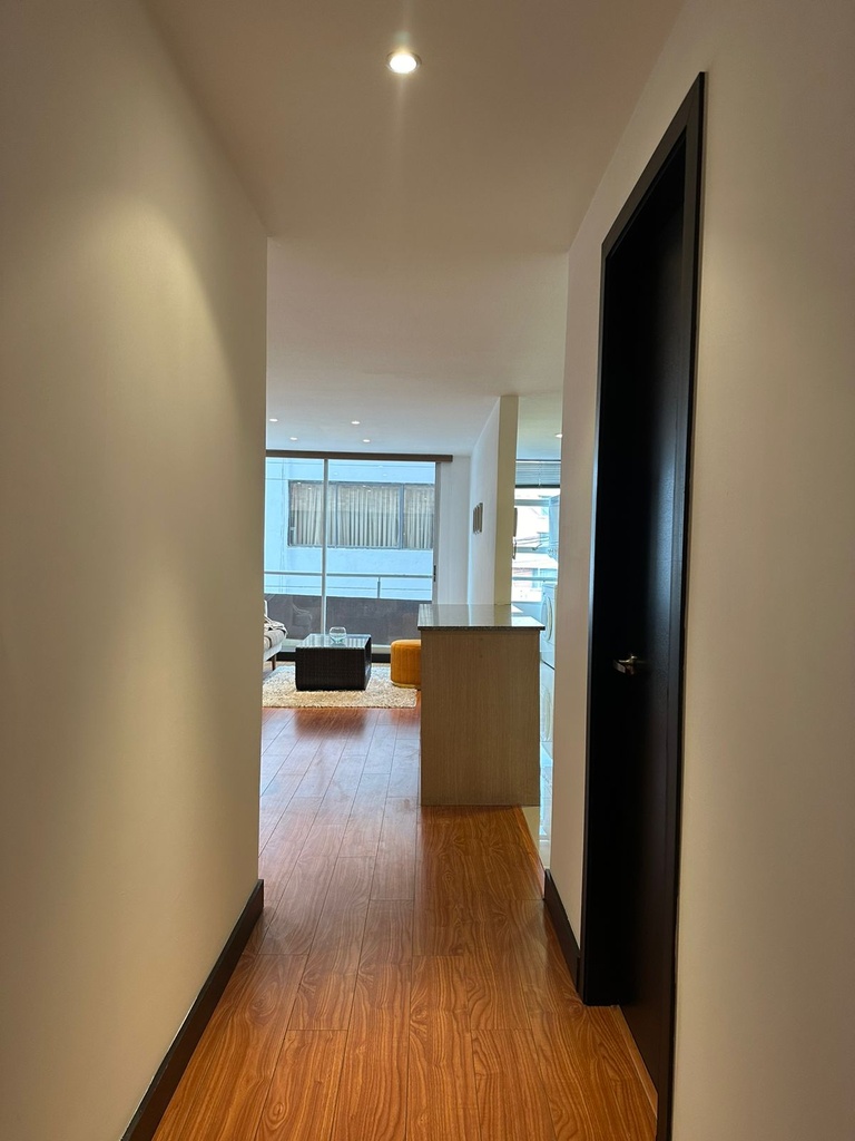 Centro Norte - Departamento Moderno Semi Amoblado - 2 Dorm - 2.5 Baños - Balcón!