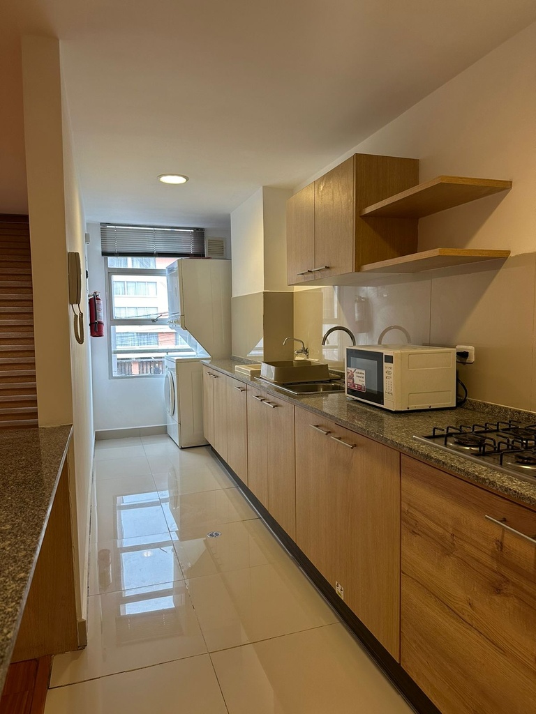 Centro Norte - Departamento Moderno Semi Amoblado - 2 Dorm - 2.5 Baños - Balcón!