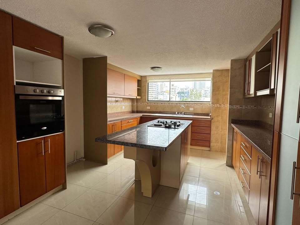 Departamento en venta sector Orellana y Diego de Almagro