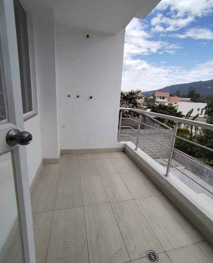 Departamento con Hermosa Vista Sector Cumbayá