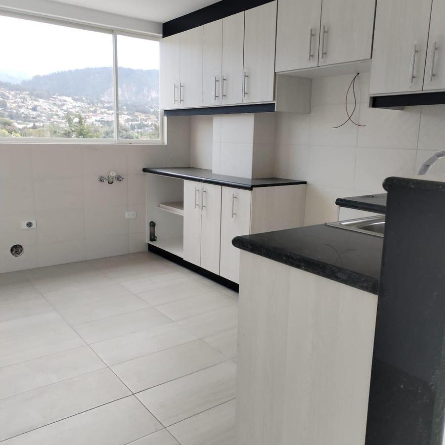 Departamento con Hermosa Vista Sector Cumbayá