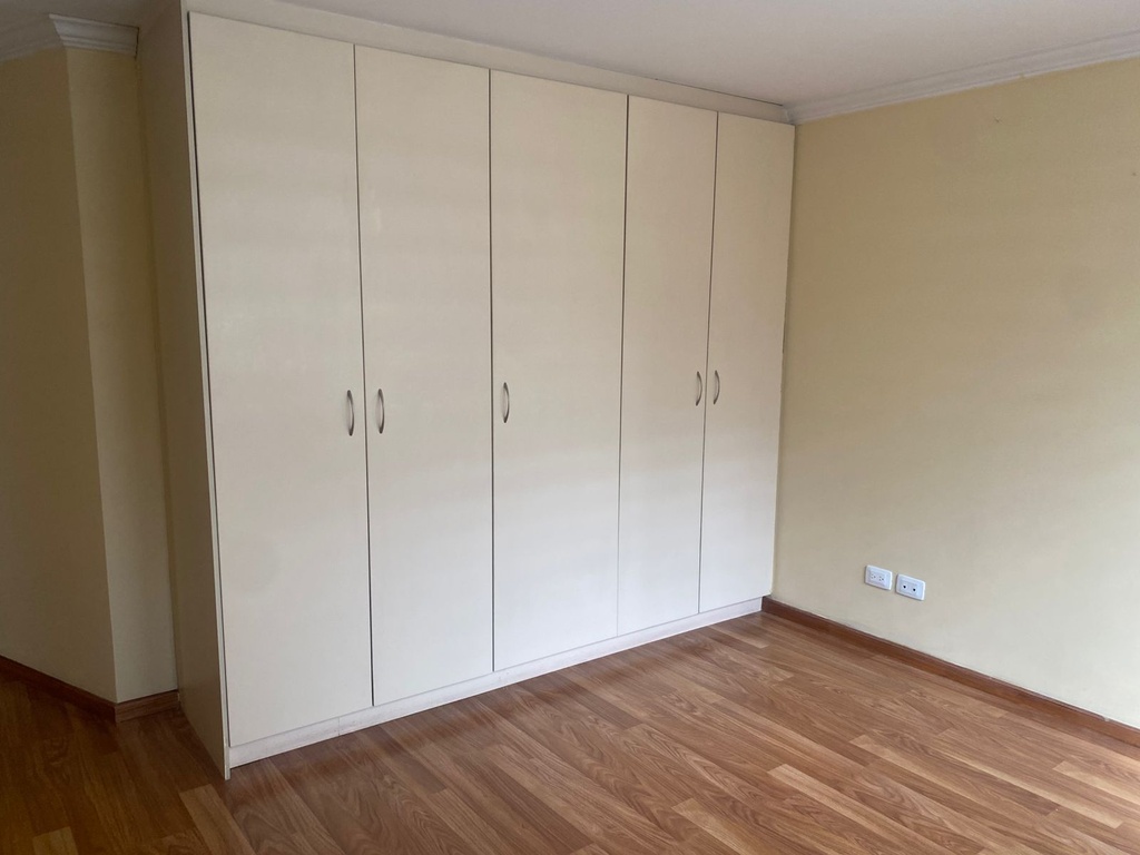 Departamento con Excelente Ubicación en Alquiler Sector República del Salvador