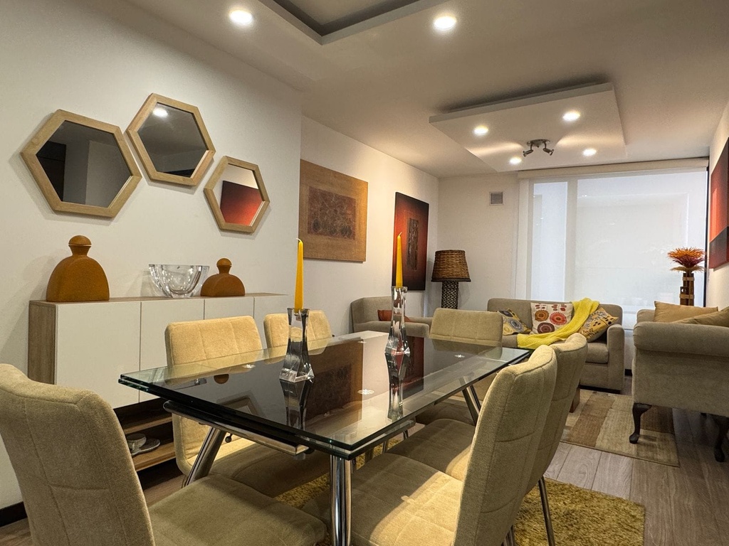 Departamento Amplio de 2 Dormitorios en Venta Sector Bosmediano 