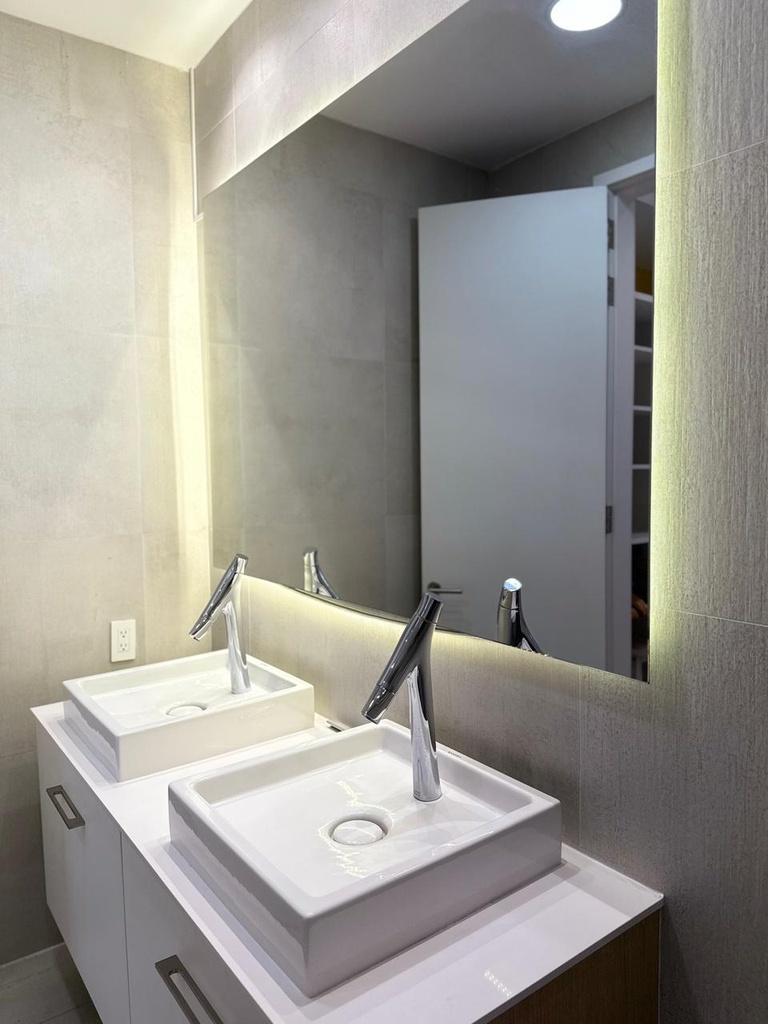 Suite Moderna en Alquiler Sector González Suárez