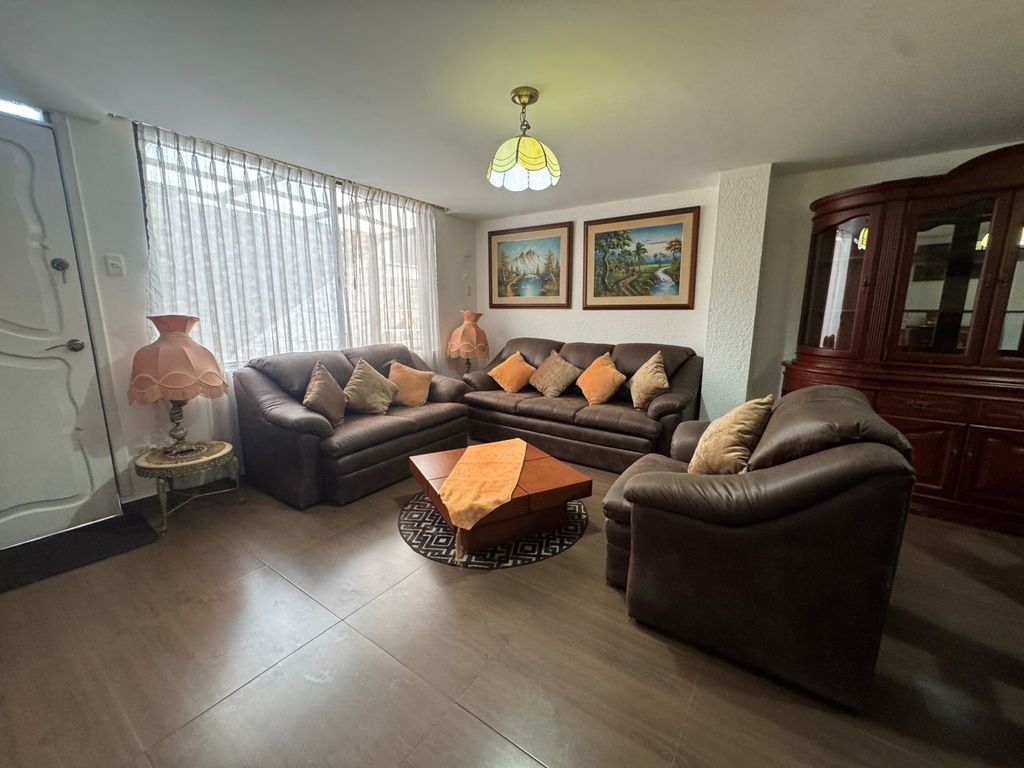 Casa con Ubicación Estratégica en Venta Sector Río Coca 