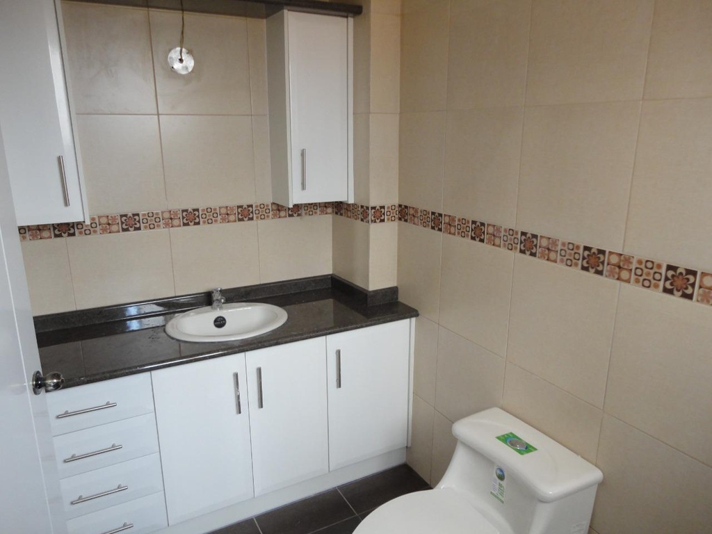 Casa con Excelente Ubicación en Venta Sector Carcelén