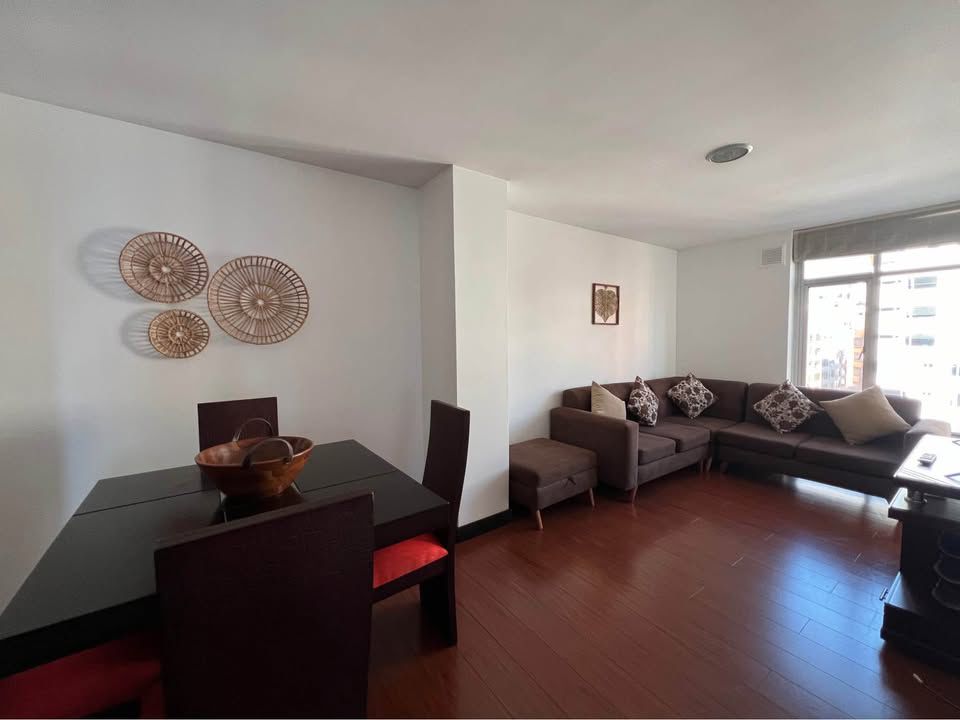 Departamento con Excelente Ubicación en Alquiler Sector República del Salvador