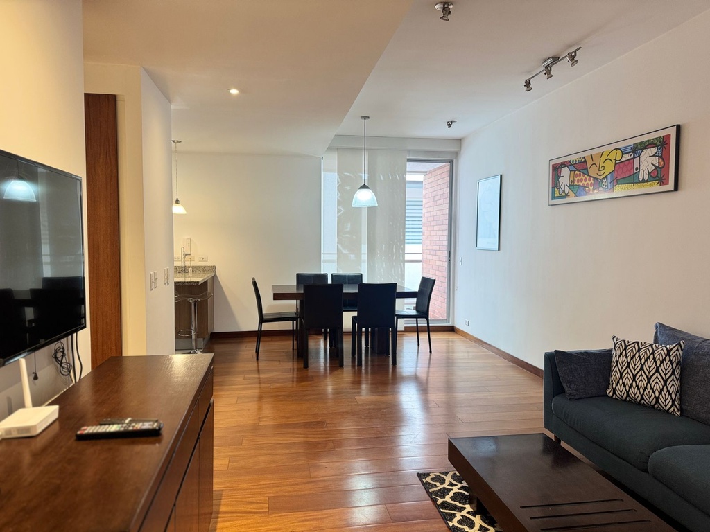 Departamento con Excelente Ubicación en Alquiler Sector República del Salvador 