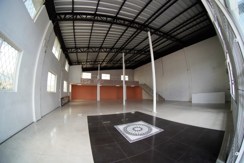 Casa Comercial con Ubicación Estratégica en Venta Sector San José de Morán 