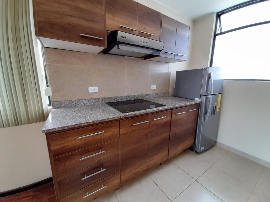 Suite con Excelente Ubicación en Alquiler Sector La Coruña
