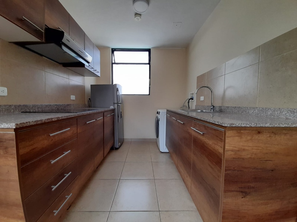 Suite con Excelente Ubicación en Alquiler Sector La Coruña