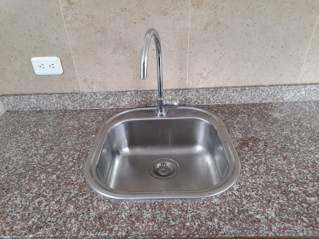 Suite con Excelente Ubicación en Alquiler Sector La Coruña