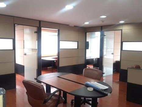 Oficina con Ubicación Estratégica en Alquiler Sector La Coruña 