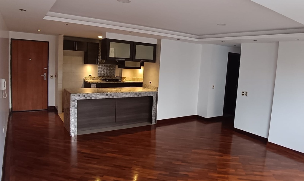 Departamento con Ubicación Estratégica en Alquiler Sector La Carolina