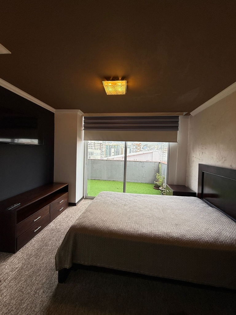 Suite de Oportunidad en Venta Sector La Carolina