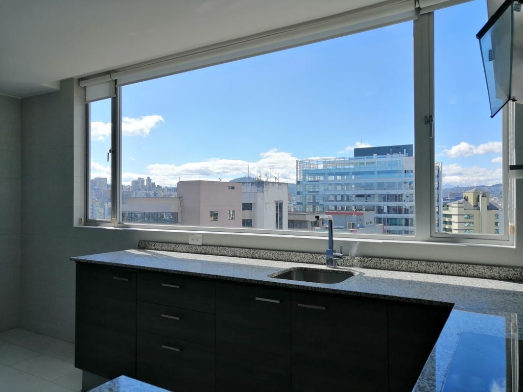 Departamento con Hermosa Vista en Venta Sector La Carolina