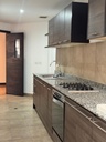 Departamento con Excelente Ubicación en Alquiler Sector República del Salvador 