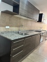 Departamento con Excelente Ubicación en Alquiler Sector República del Salvador 
