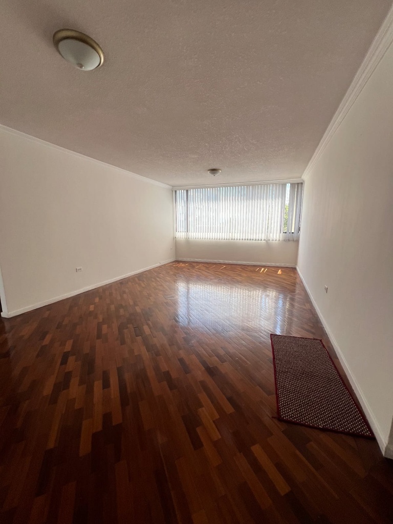  Departamento con Excelente Ubicación en Alquiler Sector La Carolina 