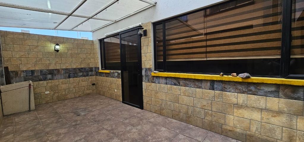 Departamento Amplio de 3 Dormitorios en Alquiler Sector Real Audiencia