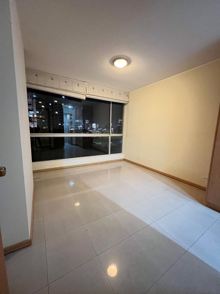 Departamento con Hermosa Vista en Alquiler Sector La Carolina 