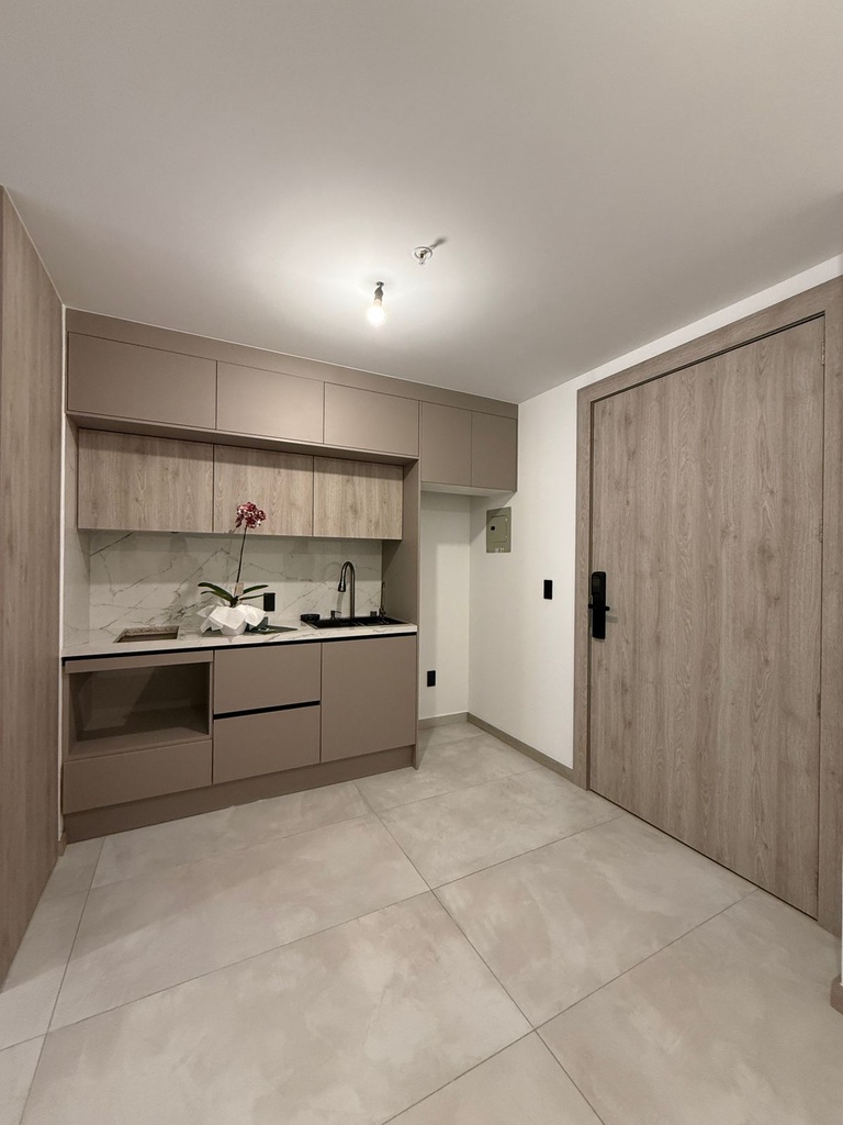 Departamento con Ubicación Estratégica en Alquiler Sector República del Salvador 