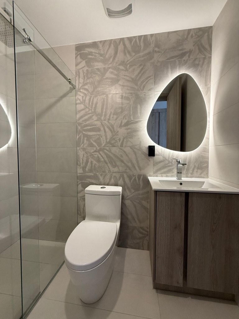 Departamento con Ubicación Estratégica en Alquiler Sector República del Salvador 