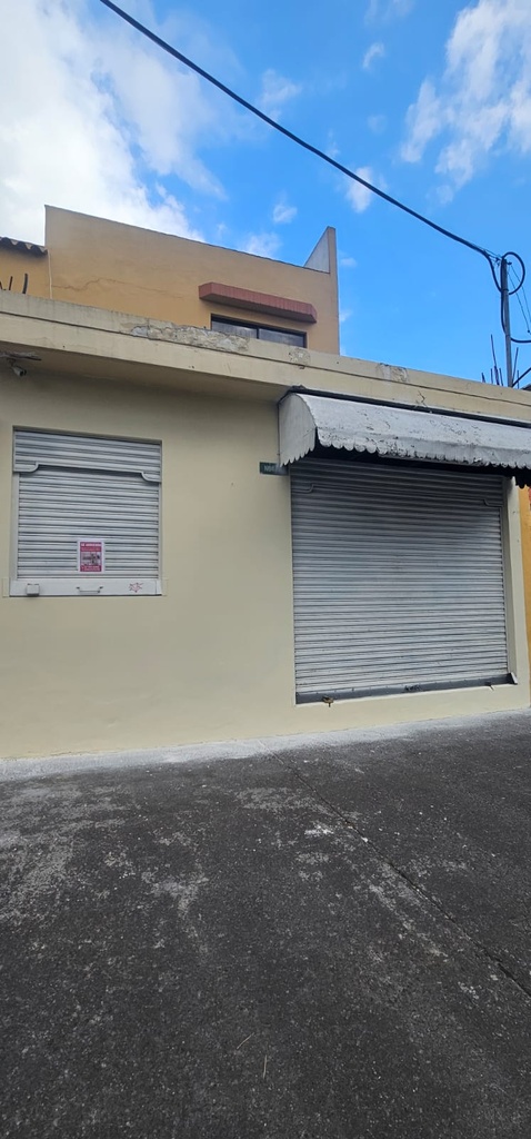 Local Moderna en Alquiler Sector El Inca 