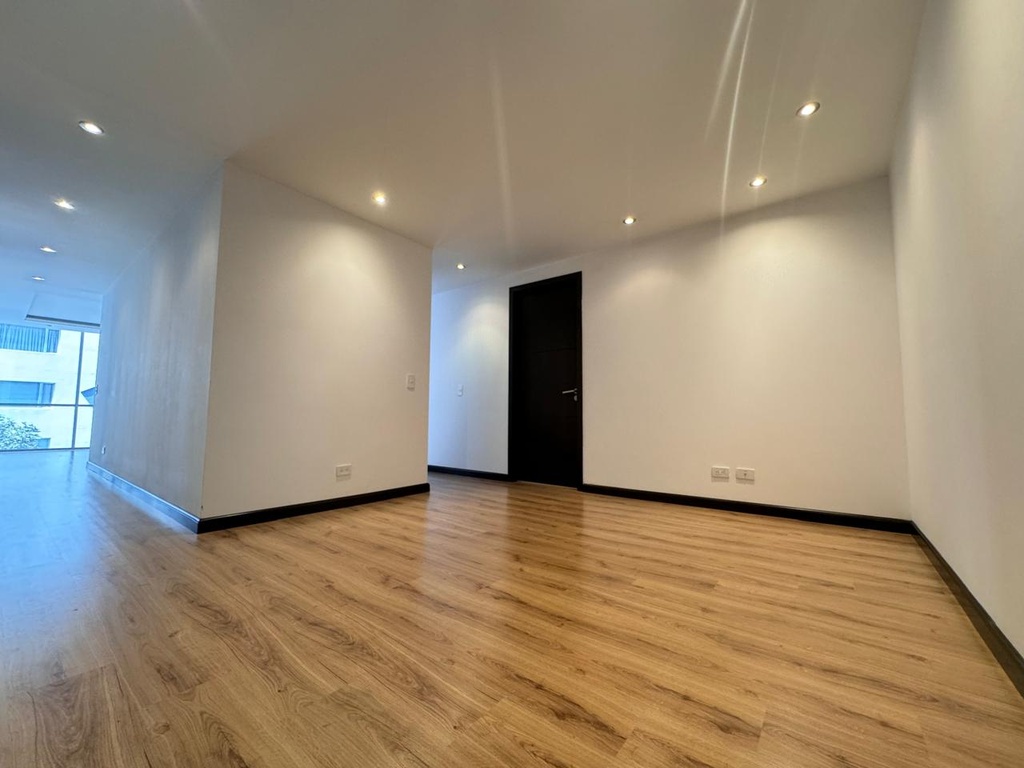 Departamento Amplio de 3 Dormitorios en Alquiler Sector República del Salvador 