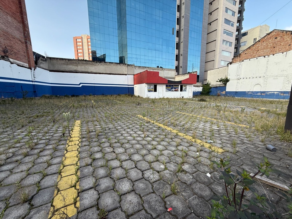 Terreno de Oportunidad en Venta Sector La Coruña