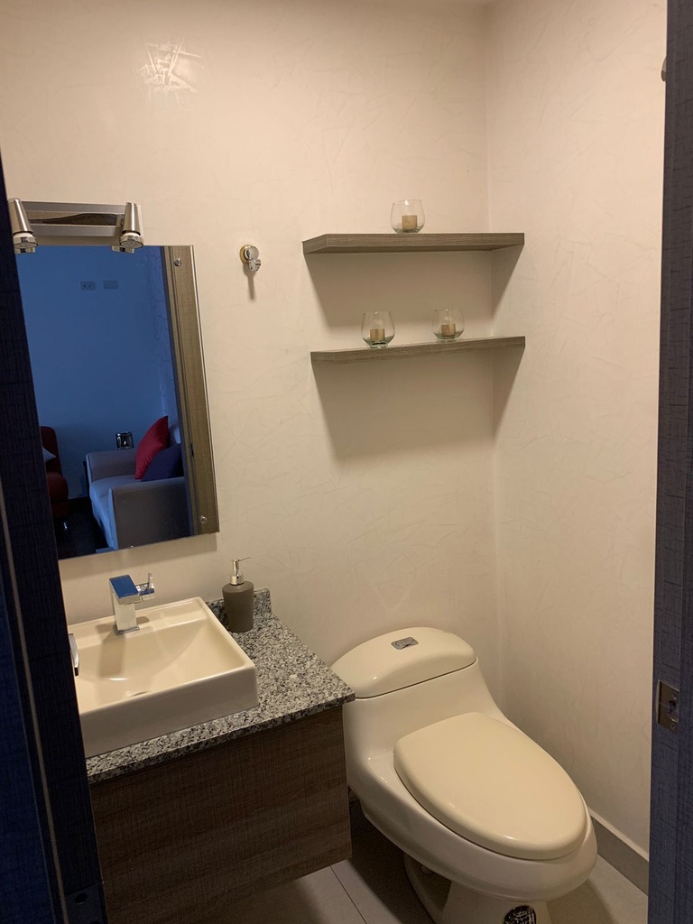 Suite con Excelente Ubicación en Alquiler Sector La Carolina