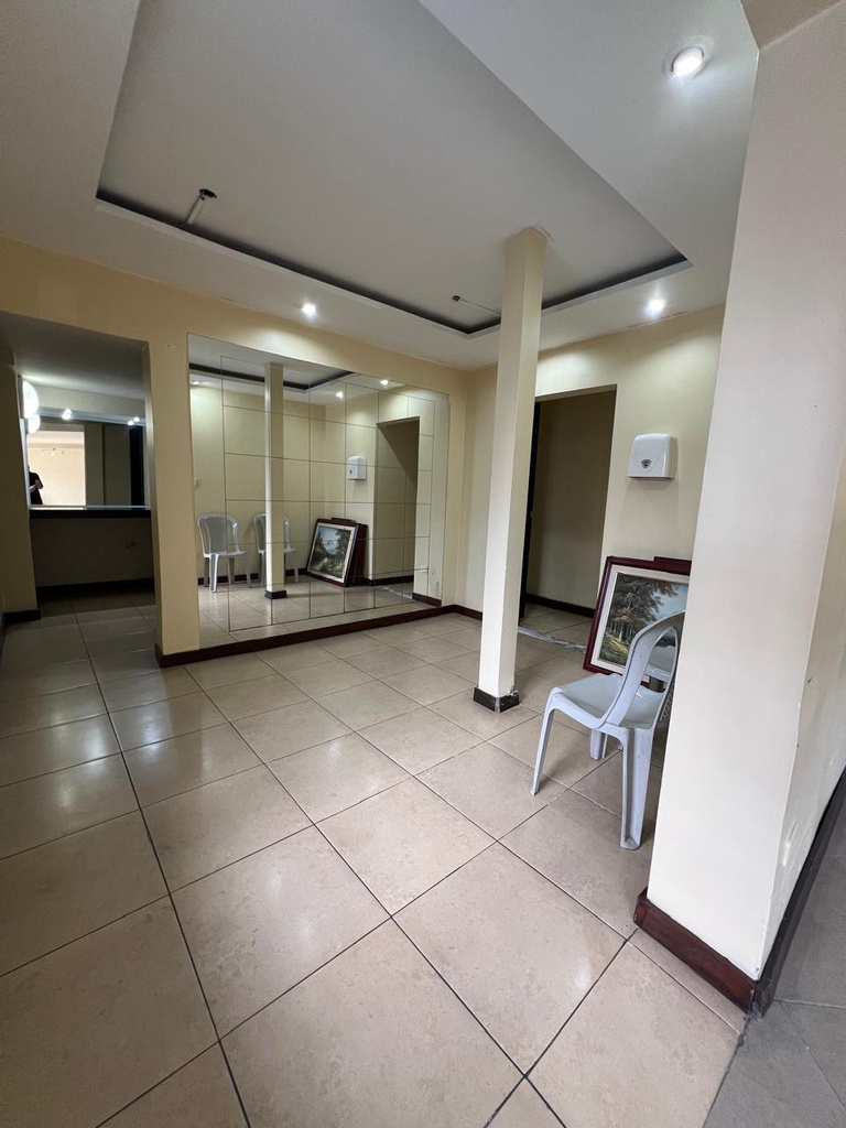 Local con Excelente Ubicación en Alquiler Sector Rumipamba