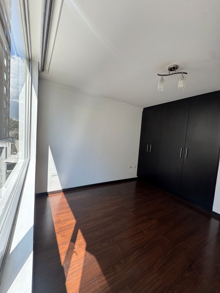 Departamento con Excelente Ubicación en Venta Sector República del Salvador