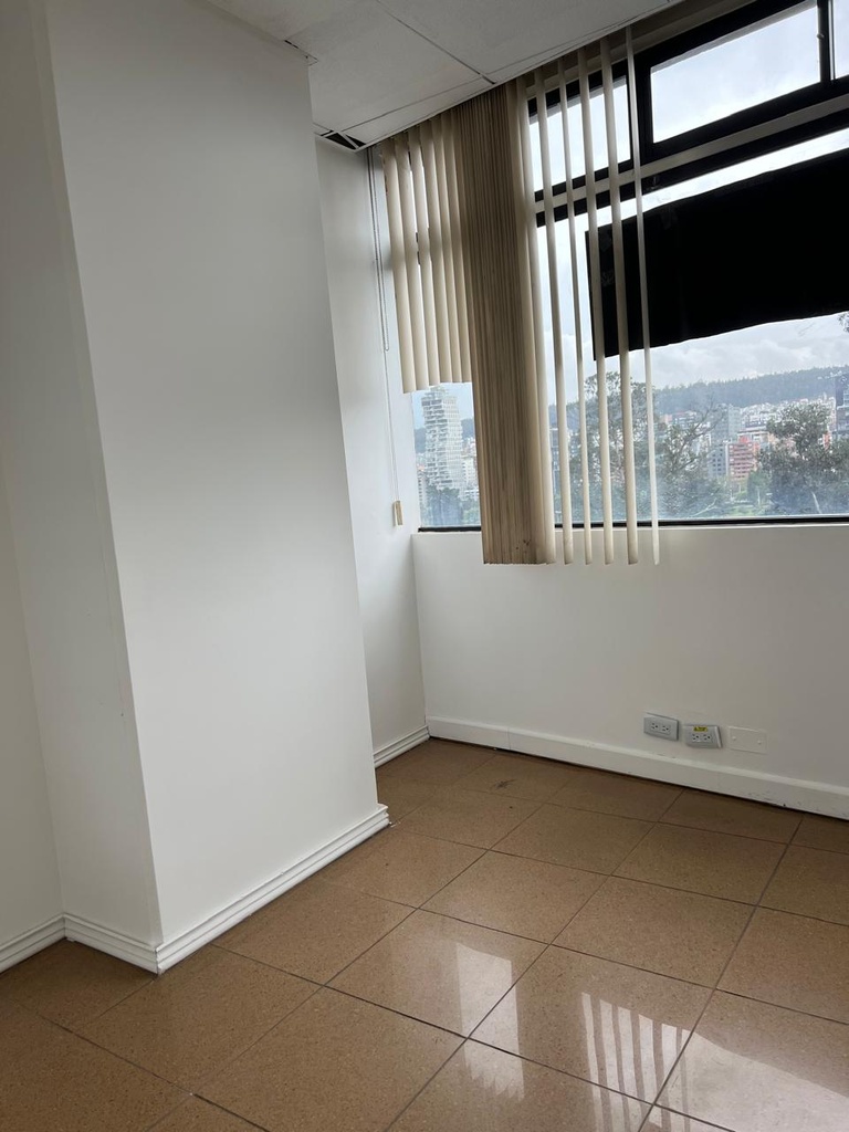 Oficina con Hermosa Vista en Alquiler Sector La Carolina 