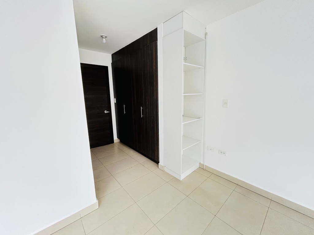 Suite Moderna en Alquiler Sector Cumbayá