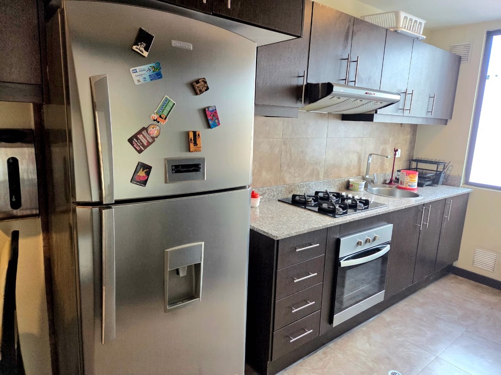 Departamento de 3 Dormitorios con Ubicación Estratégica en Alquiler Sector La Carolina 