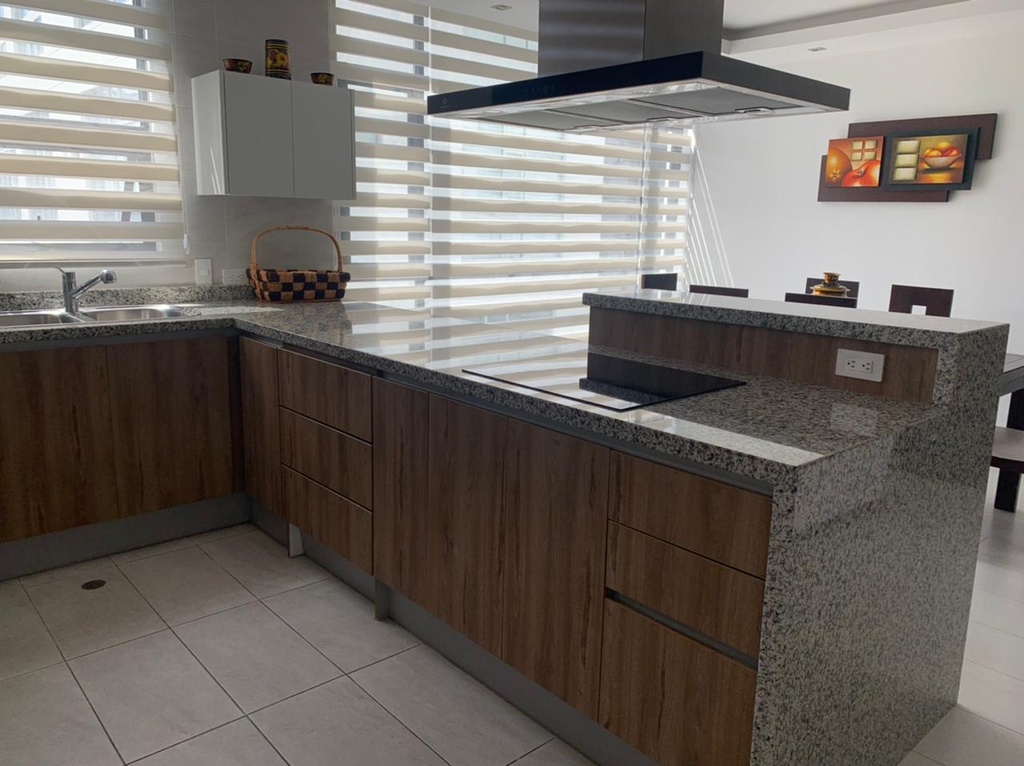 Departamento de 2 Dormitorios con Excelente Ubicación en Venta Sector República del Salvador