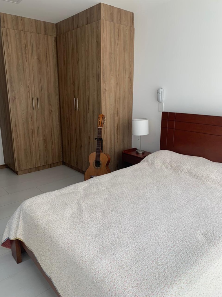 Departamento de 2 Dormitorios con Excelente Ubicación en Venta Sector República del Salvador