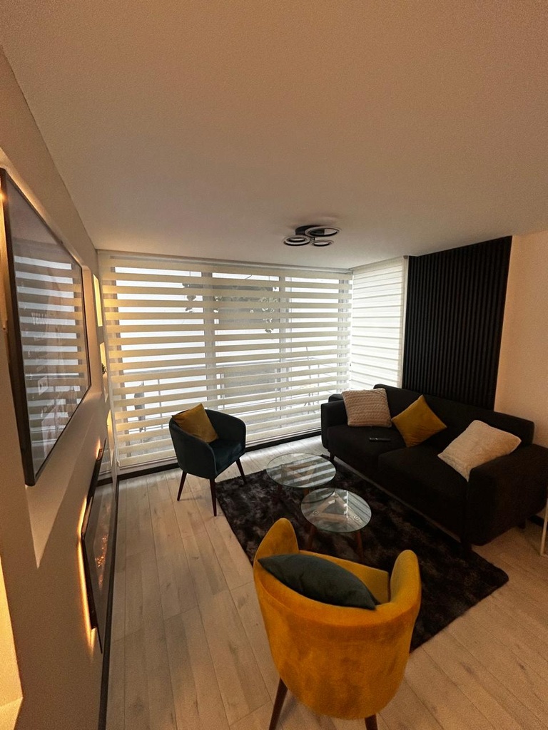 Departamento Moderno de 3 Dormitorios en Venta Sector La Carolina