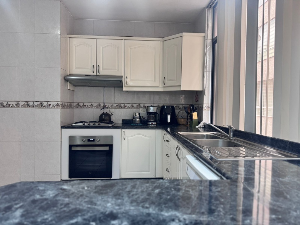 Departamento de 4 Dormitorios con Excelente Ubicación en Venta Sector República del Salvador