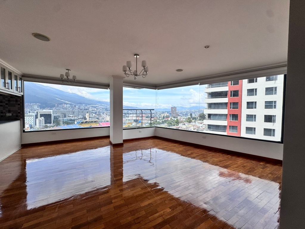 Departamento con Excelente Ubicación en Alquiler Sector El Batán