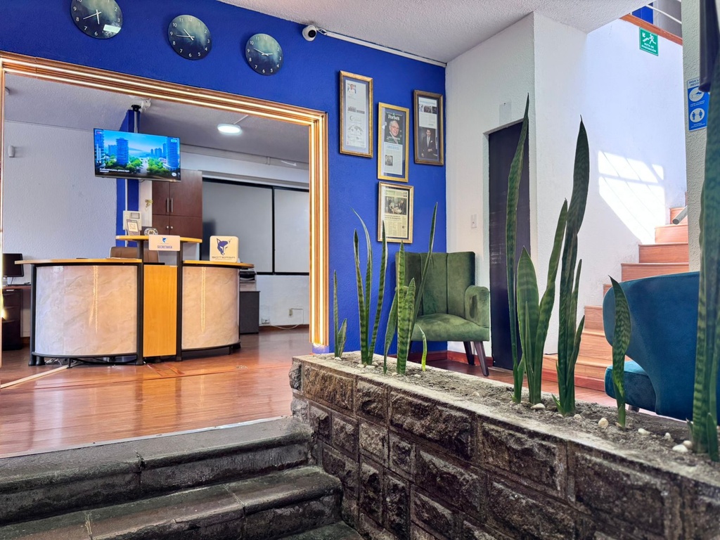 Casa Comercial con Excelente Ubicación en Venta Sector Mariana de Jesús