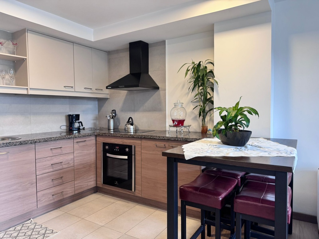 Suite Moderna en Alquiler Sector Solca