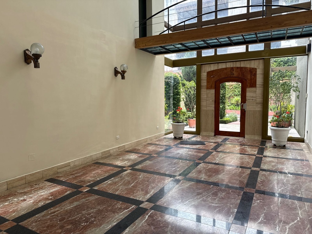 Departamento con Hermosa Vista en Alquiler Sector Monteserrin