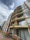 Departamento de 3 Habitaciones y 2 Parqueaderos - Sector UDLA la Granados