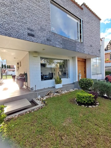 [Casa Independiente Cumbaya - FI] Casa Independiente Cumbayá Amoblada