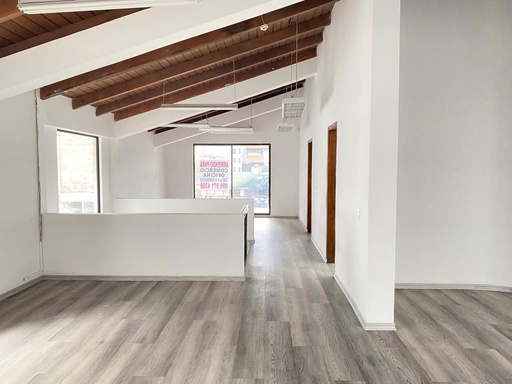 [Casa Comercial los Shyris - FI] Casa comercial con Ubicación Estratégica Sector La Carolina