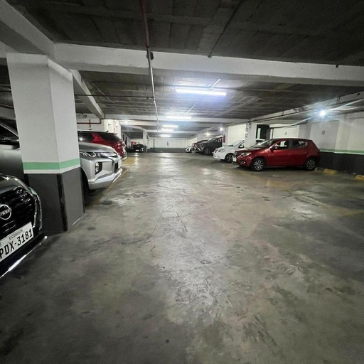 [Plaza Cordero Parqueadero - FI] Parqueadero de Oportunidad en Venta Sector La Mariscal