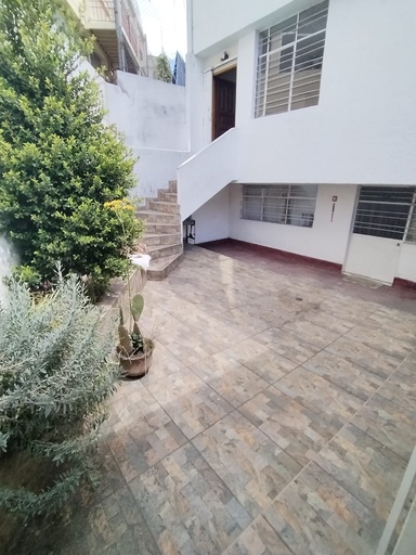 [Casa independiente -FI] Suite con Excelente Ubicación en Alquiler Sector Rumipamba  