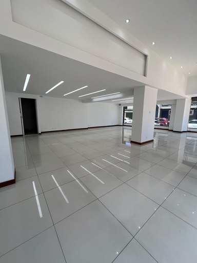 [Edificio Saldaña Local-FI] Local con Excelente Ubicación  Sector La Mariscal 